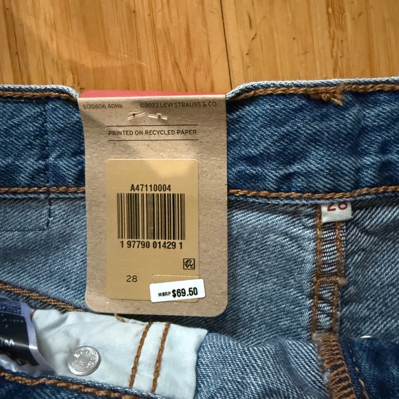 NWT Levi’s Side Slit Skirt - Picture 6 of 10